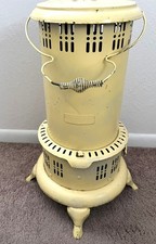 Vintage Huenefeld BOSS No 8 Cream Colored Kerosene Heater Circa 1910-1940 picture