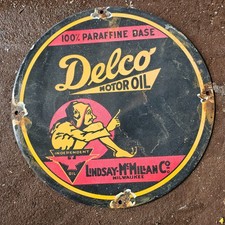 VINTAGE DELCO INDEPENDENT BASE GASOLINE OIL GAS PUMP ENAMEL PORCELAIN SIGN picture