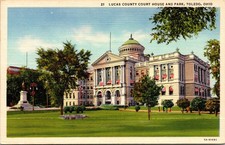 Lucas County Court House and Park Toledo Ohio Linen Postcard 21 Vintage picture