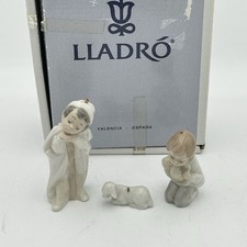 LLADRO Mini Pastorcitos Porcelain Holy Shepherds Ornament Figurines Lamb #5809 picture