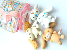 Y2K Vintage Sanrio Cinnamontail Plush Finger Puppet Plastic House Bag Rare Set picture