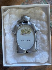 Baby Boy Bodysuit with Matching Hat Oval 2 1/2
