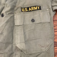 True Vintage 1960s US Army OG 107 Small Fatigue Shirt Distressed Faded USA Green picture