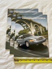 2006 Ford Crown Victoria automotive advertisement catalog brochure picture