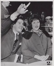 1964 Lynda Bird Johnson Kenny Rosen World Series Game St Louis Press Photo picture