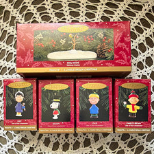 Hallmark Keepsake Peanuts A Charlie Brown Christmas Ornament Set of 5, 1995 picture