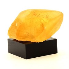 Stones And Minerals. Calcite. 1120.0 CT. La Sambre Quarry, Landelies, Belgium. picture