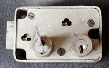 Yale Safety Deposit Lock / Used / 1 Renter Key, No Guard Key picture