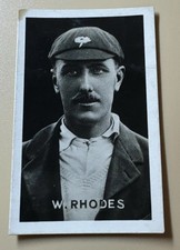 1922-23 The Champion Sporting Champions Wilfred Rhodes #27 picture