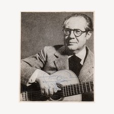 RARE 1956 ANDRÉS SEGOVIA Spanish Guitarist Signed Photograph & Concert Program picture