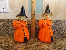 VINTAGE PAIR OF UNUSED GURLEY WITCH CANDLES FOR YOUR HALLOWEEN DISPLAY picture