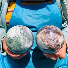 4.35LB 2pcs Natural Aquatic Plants Agate Sphere water grass Moss agate Ball picture