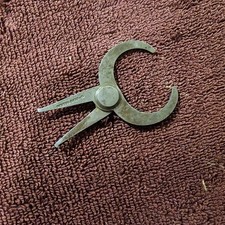 Vintage Bemis & Call Co. Inside/Outside Caliper, 2-5/8