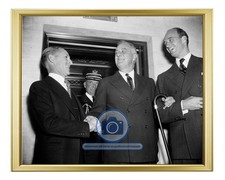 FRANKLIN DELANO ROOSEVELT WITH TWO MEN WASHINGTON DC 8X10 GOLD FRAMED PHOTO picture