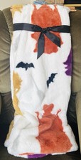 Disney Comfy Plush Throw Blanket Hocus Pocus Three Witches 70” X 50” NEW picture