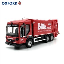 Dennis Refuse Lorry Diecast Model 1:76 Scale OO Gauge - Red Alloy Collectible picture