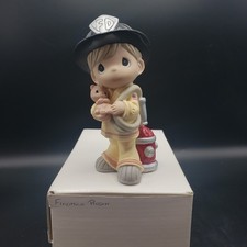 2013 Precious Moments To The Rescue Fireman With Cat 134402 Resin  picture
