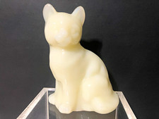 Vintage Fenton 4” Sitting Glass Cat Figurine white milky color picture