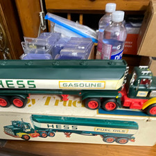 Hess Gas & Oil Tanker Truck w/ Box, Green/White/Red/Yellow, 1980s picture