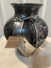 A Nielsen-Nisley Artworks Hand Painted Vase picture