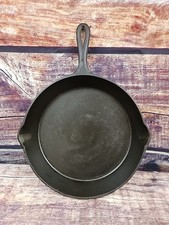 Vintage Lodge No. 8 Cast Iron Skillet 3 Notch Heat Ring 40's-50's Restored picture