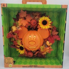 Disney Parks 2026 Halloween Decor Mickey Mouse Pumpkin Light-Up Wreath NEW picture