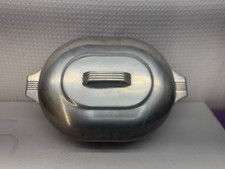 VINTAGE ART DECO WAGNERWARE SYDNEY MAGNALITE 4265-P 8QT DUTCH OVEN ROASTER W LID picture