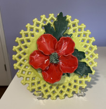 Open Lattice Plate Applied 3D Red Hibiscus Flower Green Leaves 7.5