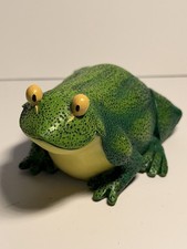 Enesco Home Grown Lime Green Frog Figurine 4017519 - 2009 picture