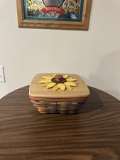 🌻 Longaberger 2016 Collectors Club Sunflower Basket Combo – EUC–Lid & Protector picture