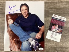 (SSG) Cool KEVIN NEALON Signed 8X10 Photo 