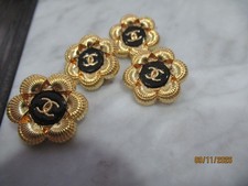 CHANEL 4 BUTTONS 20MM, gold tone, black THIS IS FOR 4 picture