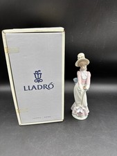 Lladro Porcelain Figurine 