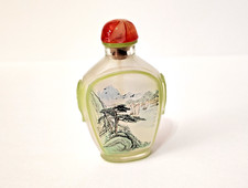 Vintage Chinese Reverse Hand Painted Glass Snuff Bottle Asian Motif Excellent picture