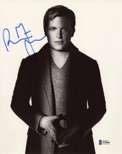 RONAN FARROW SIGNED AUTOGRAPHED 8x10 PHOTO MSNBC NEW YORKER PULITZER BECKETT BAS picture