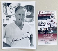 Denton Cooley Signed Autographed 5x7 Photo JSA Cert First Artificial Heart picture