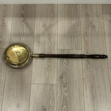 Lombard Antique Bed Warmer Lidded Brass / Wood Handle, Made in England picture