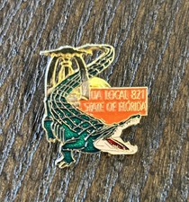 UA Sprinkler Fitters Union Local 821 State Of Florida Alligator Lapel Pin picture