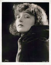 Hollywood Beauty Corinne Griffith Angelic Portrait 1920 APEDA ORIG Photo 1014 picture