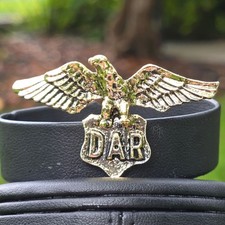 Daughters of the American Revolution DAR Gold Tone Eagle Pin Brooch Vintage HTF picture