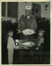 1980 Press Photo Buddy Pons with his grandchildren Vanesa Braud & Sammy Pons picture