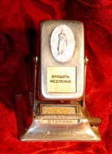 DESK PERPETUAL CALENDAR VINTAGE SOVIET RUSSIAN ORIGINAL METALABOUT 60's picture