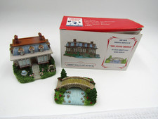 Vintage Liberty Falls Collection Ski Lodge Resin Model 1999 AH600 NEW picture
