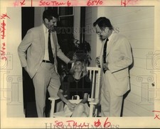 1990 Press Photo Mary Collins with Others at Society of Cincinnati Event picture