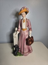 1983 Mrs. Albee Award AVON President’s Club Porcelain Figurine Statue Lady 9.25