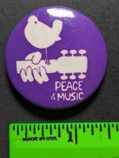 Vintage 1969? Woodstock Music Festival Pinback Pin picture