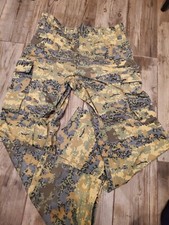 Austrian Bundesheer Tarnanzug Neu Army Camo  Field Pant96-100 III-IV. Very rare. picture