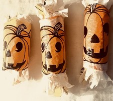 1 Rare vintage Halloween Crepe Paper Party Favor w/prizes no two are ALIKE picture
