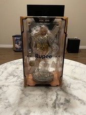 Goddess Of Victory: Nikke Rupee 1/7 PVC Scale Figure With Bonus Tapestry picture