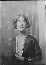 Photo:Mrs Theodore Portrait Photograph 1920s Pratt picture